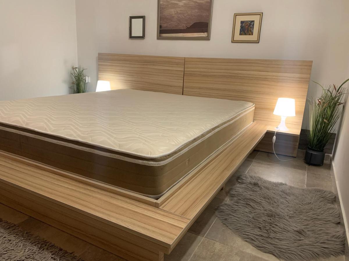 A6 Apartment Novi Sad Eksteriør billede