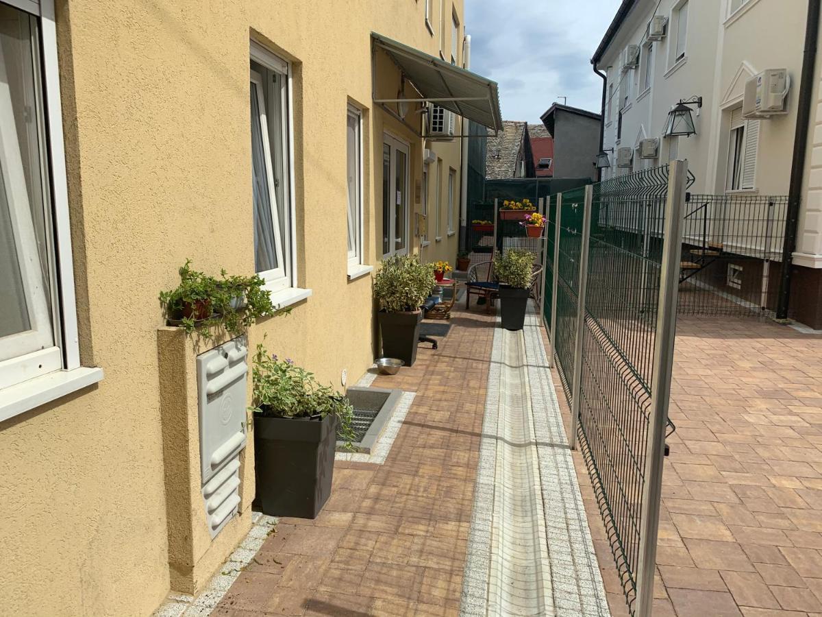 A6 Apartment Novi Sad Eksteriør billede
